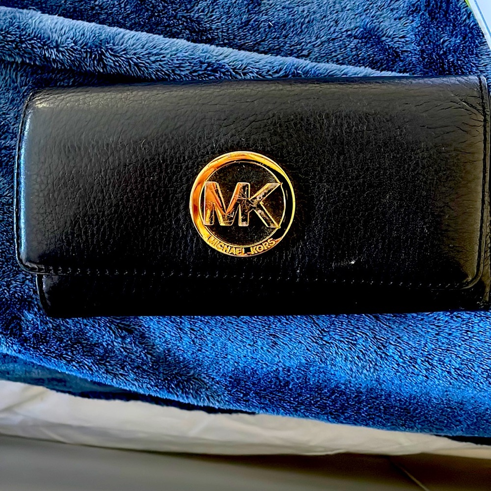 Michael Kors wallet